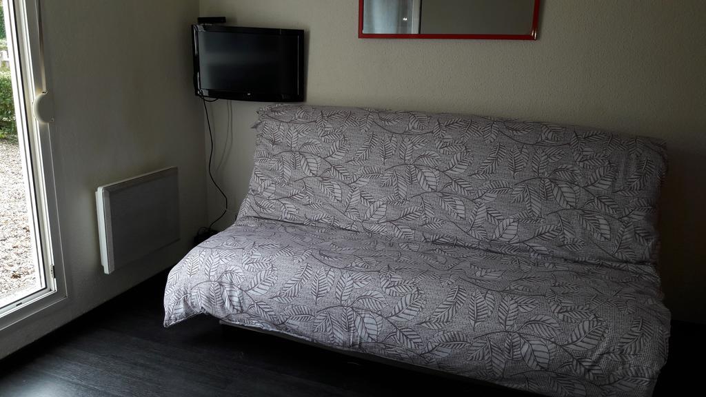 Studio Au Calme Apartment Deville-les-Rouen Ngoại thất bức ảnh